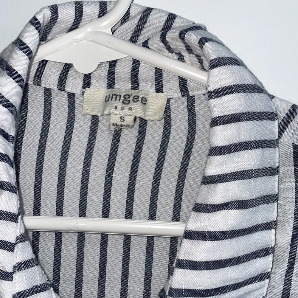 Umgee Striped Button Down Small - image 3